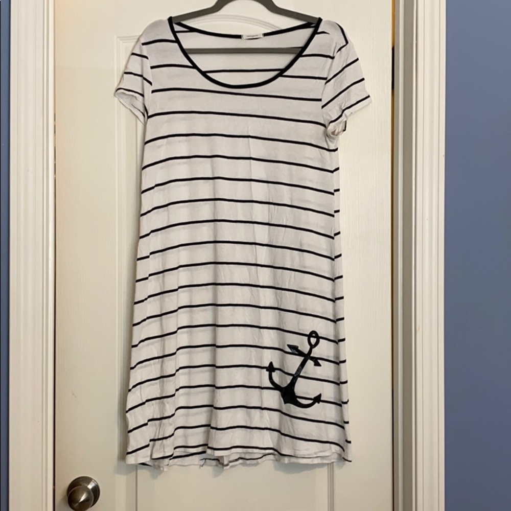 White with black stripes T-shirt dress